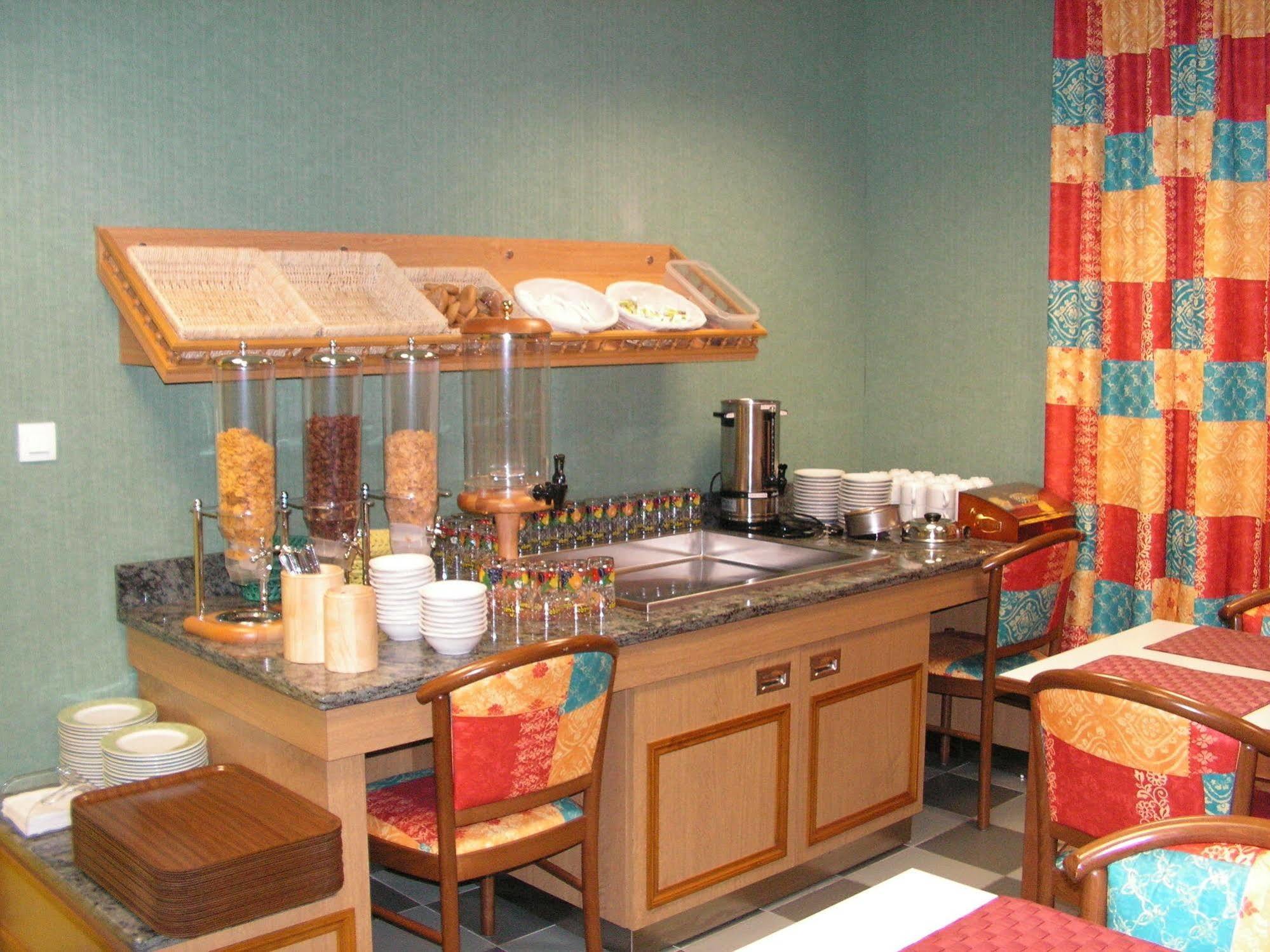 Hotel Siatel Metz Norroy-le-Veneur ภายนอก รูปภาพ